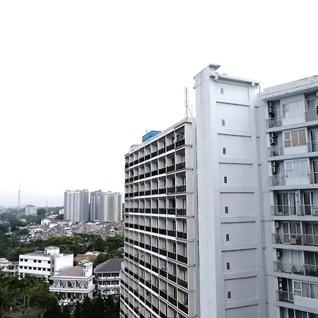 Bright Studio Room At Dago Suites Apartment Near Itb By Travelio